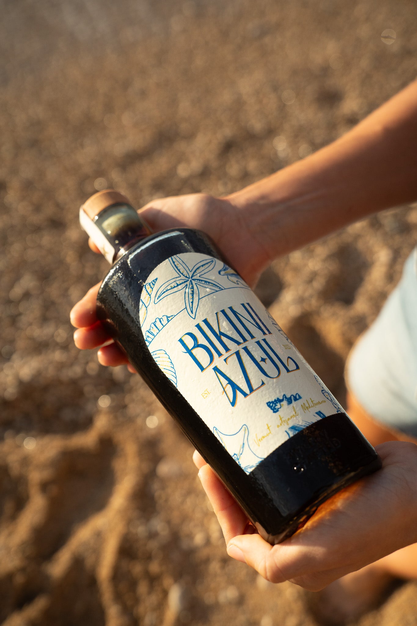 Bikini azul vermut 2 botellas